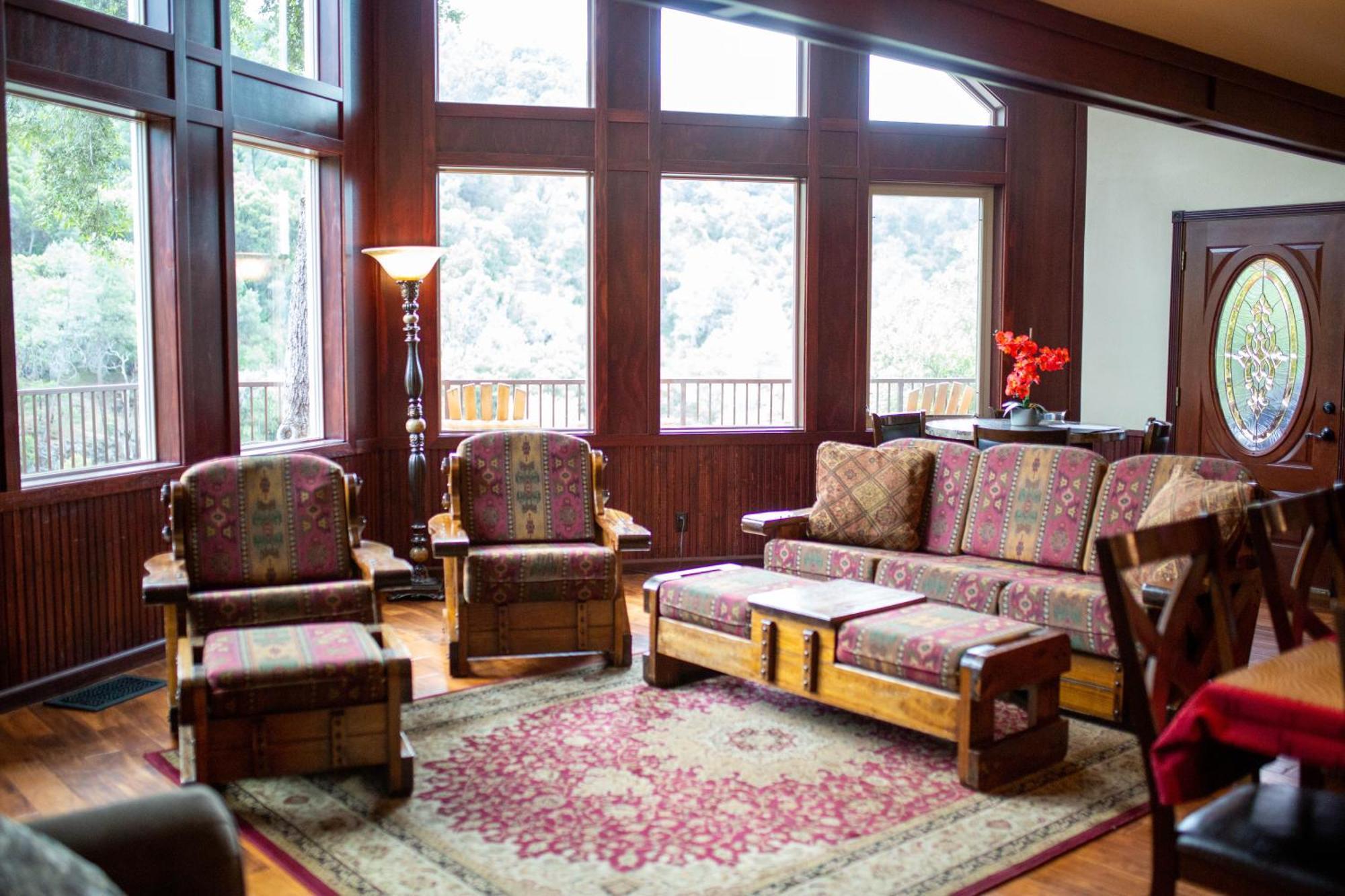Riverfront Property With Waterfalls Near Yosemite And Bass Lake Oakhurst Exterior foto