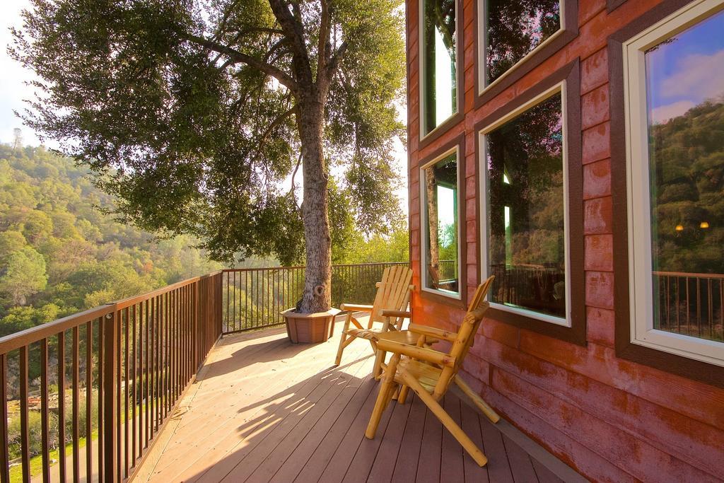 Riverfront Property With Waterfalls Near Yosemite And Bass Lake Oakhurst Habitación foto